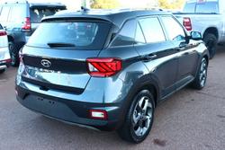 2022 Hyundai
Venue Active