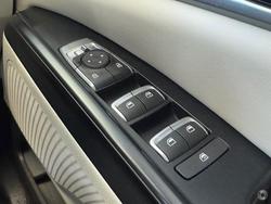 2023 Kia
Carnival S