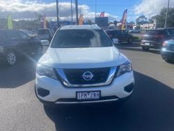 2019 Nissan
                Pathfinder ST