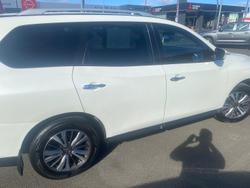 2019 Nissan
Pathfinder ST