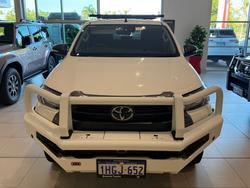 2021 Toyota
Hilux 4x4 2.8L DSL D/C 6AT SR