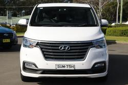 2019 Hyundai
                iMax Active