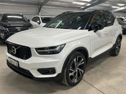 2020 Volvo
XC40 T5 R-Design