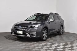 2022 Subaru
Outback AWD Touring