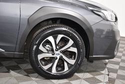 2022 Subaru
Outback AWD Touring