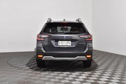 2022 Subaru
Outback AWD Touring