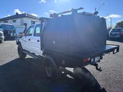 2002 Toyota
Hilux