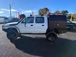 2002 Toyota
Hilux