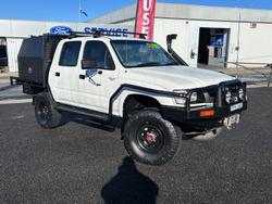 2002 Toyota
Hilux