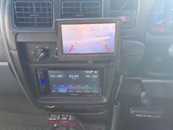 2002 Toyota
Hilux