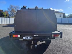 2002 Toyota
Hilux
