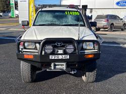 2002 Toyota
Hilux