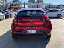 2024 Mazda
3 G20 Evolve