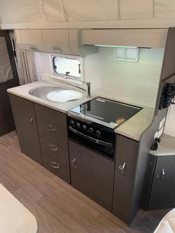 2018 Jayco Journey Dx 17.55-8