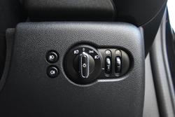 2016 MINI
Hatch Cooper