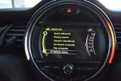 2016 MINI
Hatch Cooper