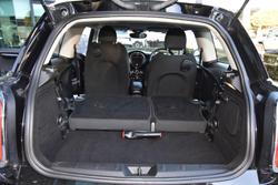 2016 MINI
Hatch Cooper