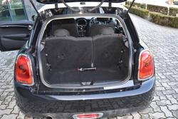 2016 MINI
Hatch Cooper