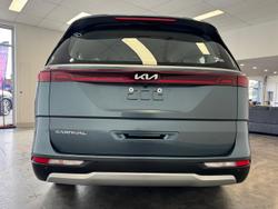 2022 Kia
                Carnival S