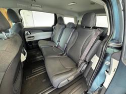2022 Kia
                Carnival S