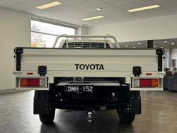 2024 Toyota
Hilux SR