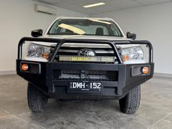 2024 Toyota
Hilux SR