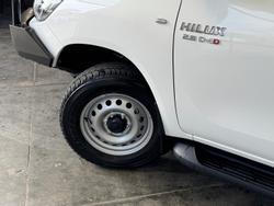 2024 Toyota
Hilux SR