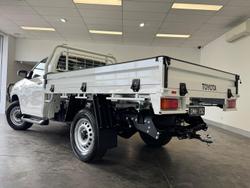 2024 Toyota
Hilux SR