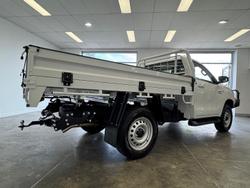 2024 Toyota
Hilux SR