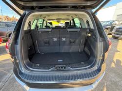 2019 Ford
                Everest Trend