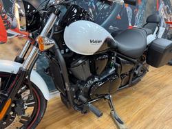 2016 Kawasaki VULCAN 900 CUSTOM WHITE