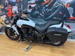 2016 Kawasaki VULCAN 900 CUSTOM WHITE
