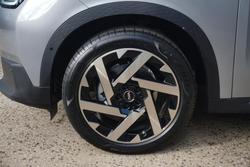 2025 MINI
Countryman C Favoured