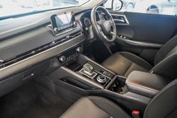 2023 Mitsubishi
Outlander ES