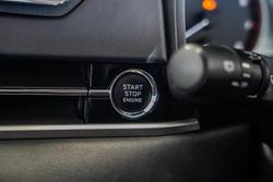 2023 Mitsubishi
Outlander ES