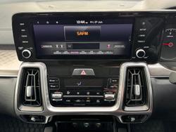 2022 Kia
                Sorento Sport