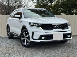 2022 Kia
                Sorento Sport