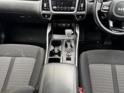 2022 Kia
                Sorento Sport