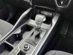 2022 Kia
                Sorento Sport