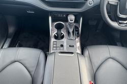 2024 Toyota
Kluger Grande