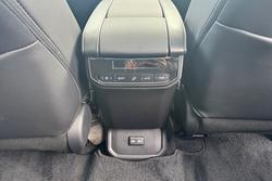 2024 Toyota
Kluger Grande