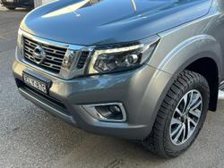2020 Nissan
                Navara ST-X