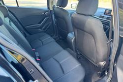 2018 Mazda
3 Maxx Sport
