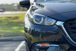 2018 Mazda
3 Maxx Sport