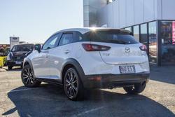 2017 Mazda
CX-3 Akari