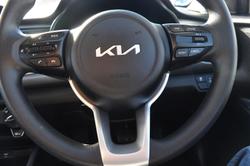 2022 Kia
Rio S