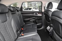 2025 Kia
Sorento Sport+