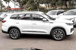 2024 Chery
Tiggo 8 Pro Max Elite