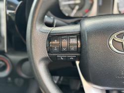 2021 Toyota
Hilux Workmate