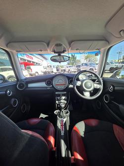 2007 MINI
                Hatch Cooper